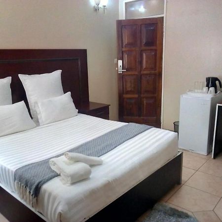 Zenith Lodge Lusaka Luaran gambar